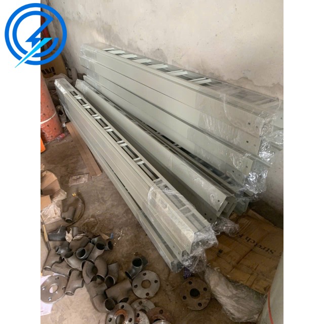 Thang làm theo yêu cầu Thang làm theo yêu cầu